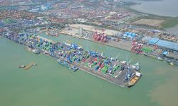 Mulai 1 Juli 2025, Pelindo Serahkan Pengelolaan TPK Berlian ke Terminal Teluk Lamong