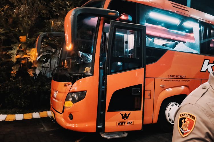 Insiden Pelemparan Bus Persik, Pengamat Sebut Klub Tuan Rumah Tak Bisa Lepas Tangan