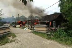 Ditinggal Pemiliknya, Tiga Rumah Warga di Blora Ludes Terbakar, Kerugian Capai Ratusan Juta