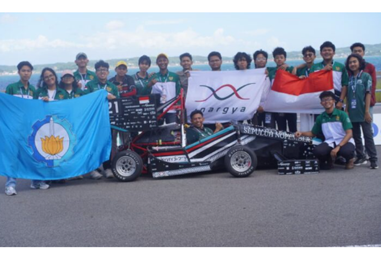 Dengan Mobil Formula Listrik, Tim Anargya ITS Sabet 3 Gelar dari FSAE 2026 di Jepang