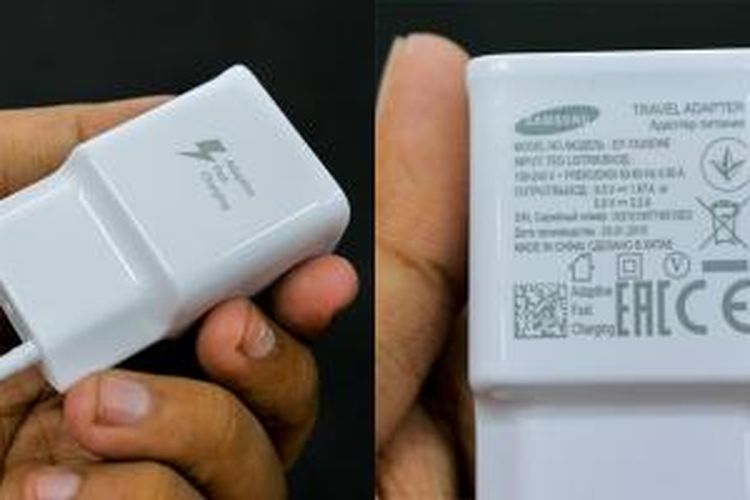 Charger yang disertakan dalam kemasan Galaxy S6 merupakan unit khusus dengan label Adaptive Fast Charging. Keluaran dayanya dipatok di angka 5V-2A/ 9V-1,67A. Ponsel yang bersangkutan memang dibekali dengan kemampuan pengisian baterai cepat