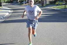 Pria California Berlari 1,6 Km Setiap Hari Selama 45 Tahun