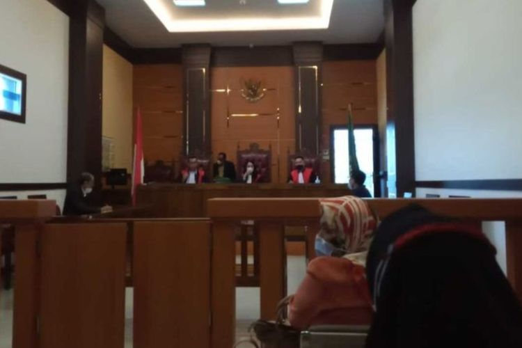 Suasana sidang gugatan dugaan pencaplokan tanah warga untuk bangun hotel kampus UNP