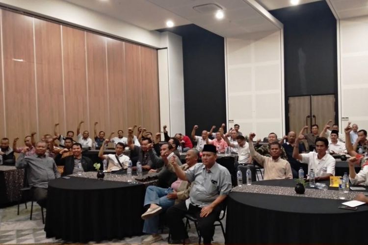 Ratusan Petani Tebu Yang Tergabung Dalam Asosiasi Petani Tebu Rakyat Indonesia (APTRI), Menyatakan Kekecewaan Terhadap Pemerintah Terkait Kebijakan Tata Niaga Gula, Sabtu (9/2/2019).