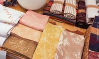 Tantangan dan Strategi Berbisnis Inklusif ala Founder Batik Organik