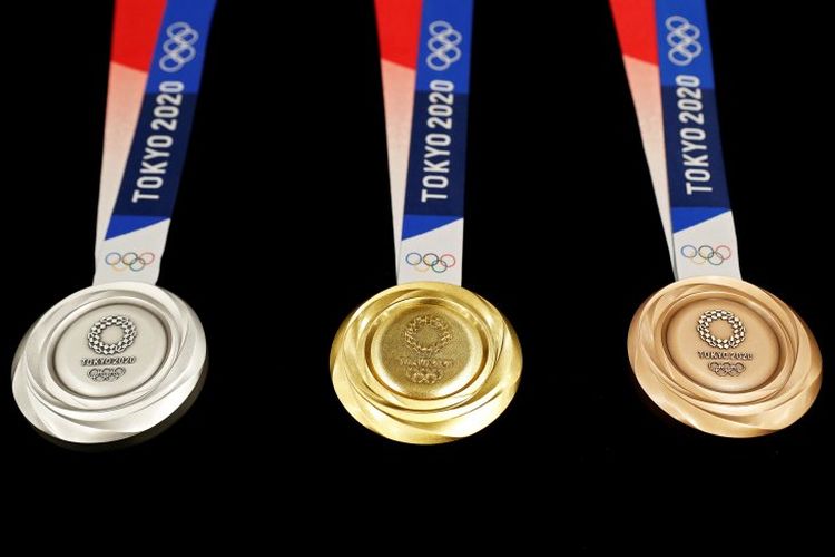 Medali Olimpiade Tokyo 2020 resmi diperkenalkan kepada publik.