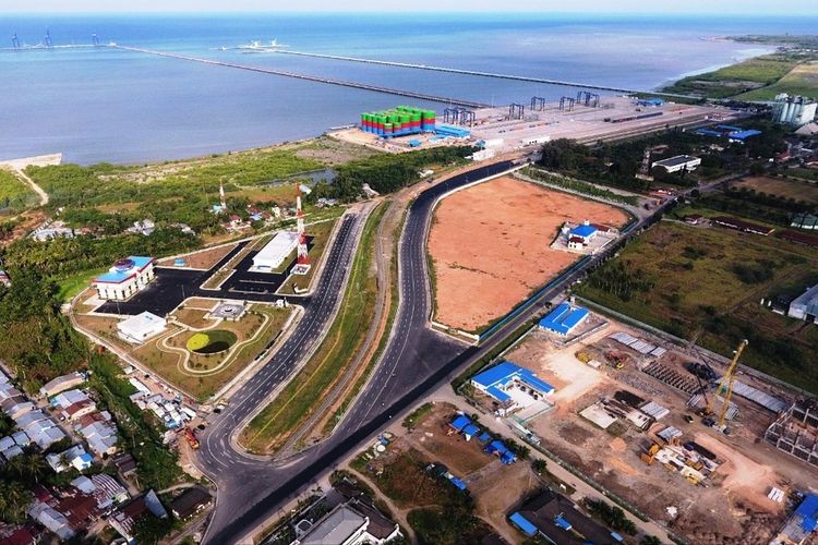 Pelabuhan Kualatanjung didukung dengan hinterland Seimangkei dan KEK yang membuat industri di Kualatanjung mulai berkembang dan berdampak pada pertumbuhan trafik yang positif, Kamis (24/9/2020)