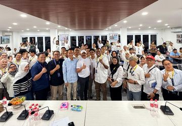 Dari Office Boy Jadi Bos, Angga Cetak Ratusan Pengembang Lewat Ruang Belajar