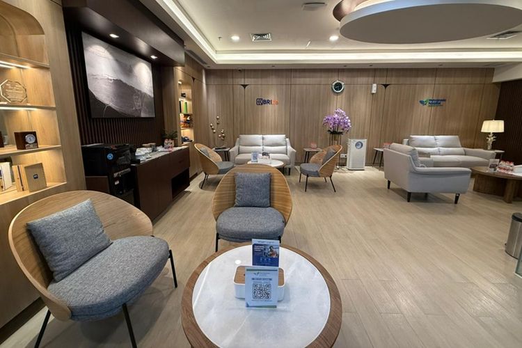 BRI Life Lounge di Mayapada Hospital Bandung. 