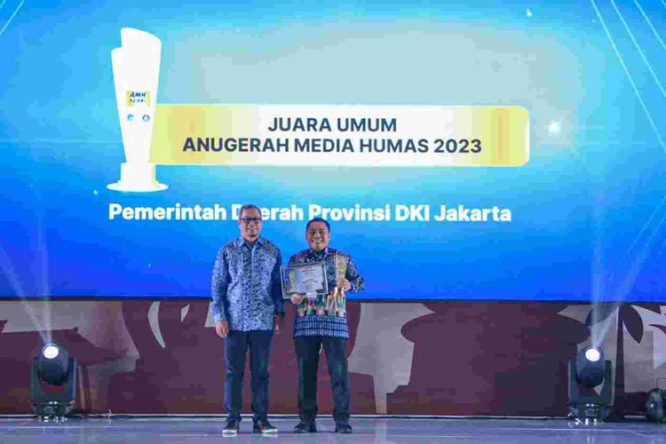 Pemprov DKI Jakarta berhasil meraih Juara Umum dalam Anugerah Media Humas (AMH) 2023 di Surabaya, Senin (30/10/2023).