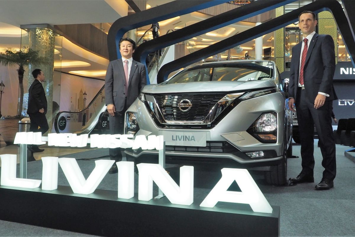 Peluncuran Nissan Livina di Bandung