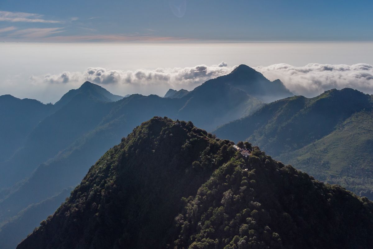 Puncak Songolikur Gunung Muria, Jawa Tengah, Kamis (10/8/2023).