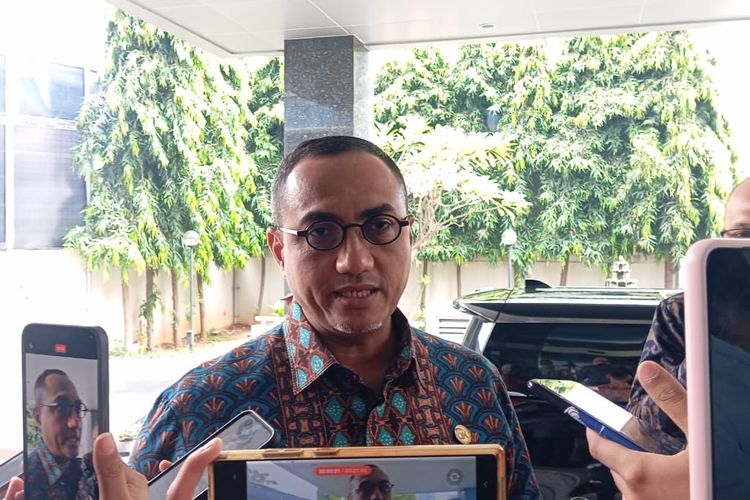 OJK Buka Suara soal Rencana Danantara Beli Saham BEI 5-10 Persen