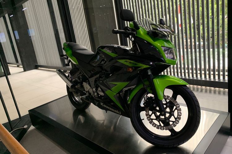 Kawasaki Ninja 150 RR di kantor pusat PT Kawasaki Motor Indonesia, Jakarta Pusat.