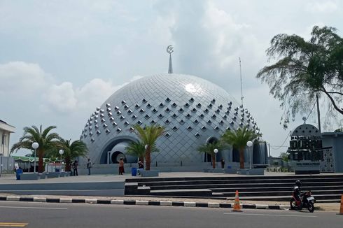 Masjid Agung Kubah Timah, Karya Ridwan Kamil yang Berbentuk Tudung Saji