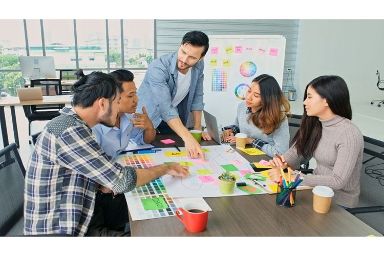 Ilustrasi menentukan strategi pemasaran untuk bisnis.