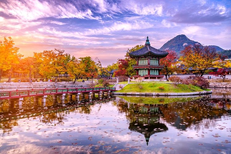 Ilustrasi Korea Selatan - Istana Gyeongbokgung.