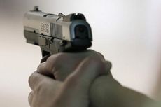 Pengendara Motor Acungkan Pistol di Pinggir Jalan Kota Batu Ditangkap Polisi