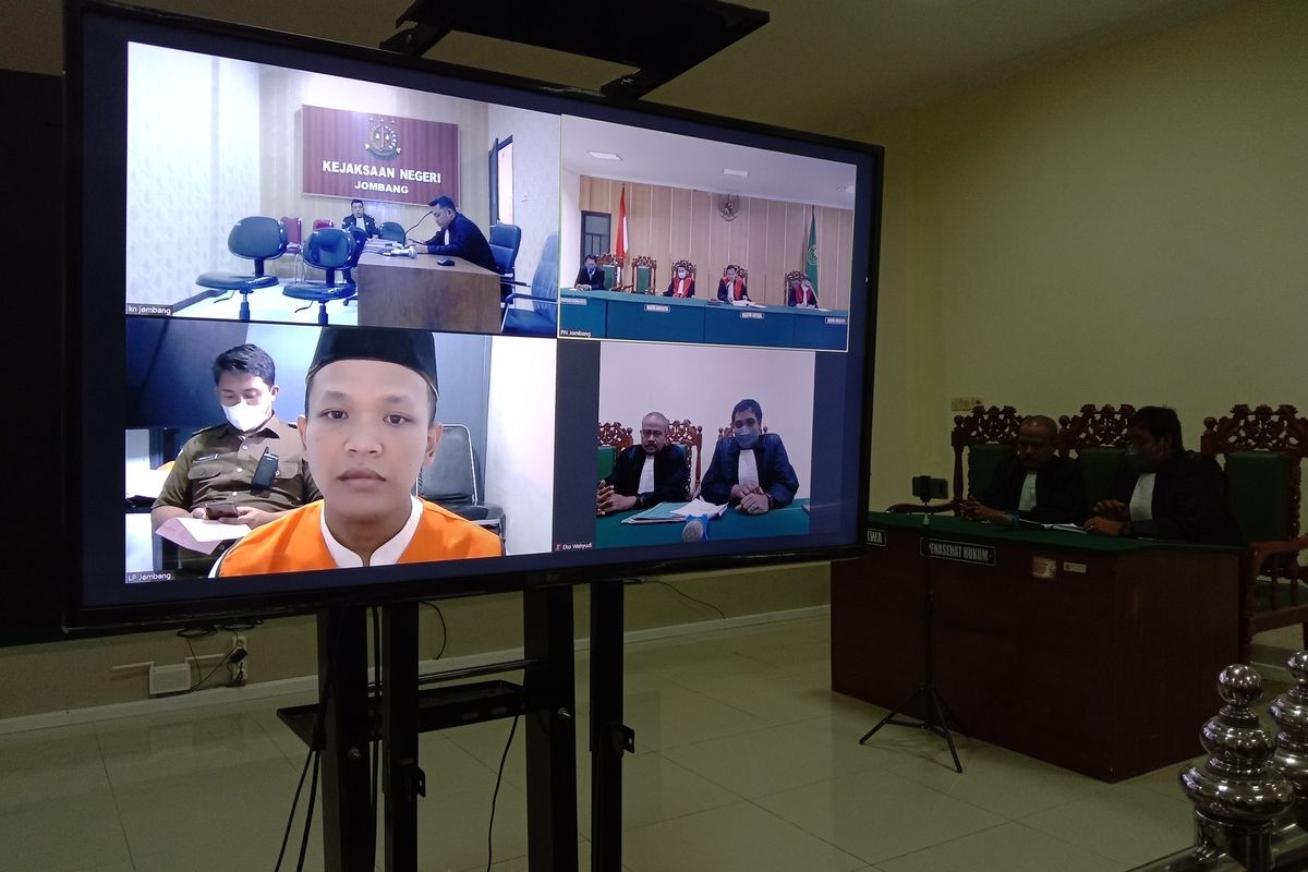 SIdang kasus kecelakaan kendaraan Vanessa Angel digelar di Pengadilan Negeri Jombang, Jawa Timur, Senin (28/3/2022).