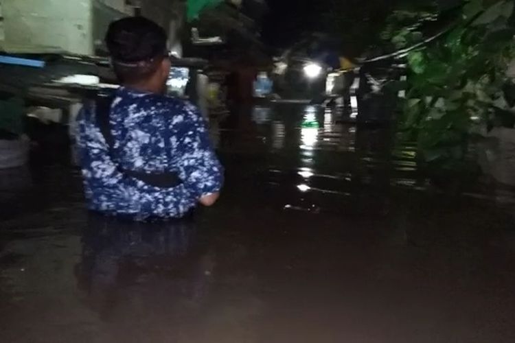 Kodisi banjir mengenangi pemukiman warga di Pajang Kota Solo