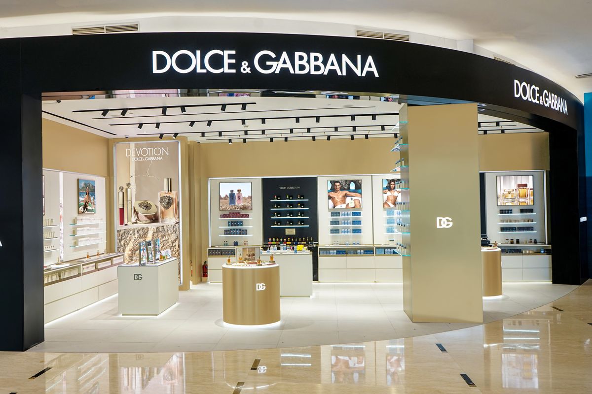 Butik parfum Dolce & Gabbana di Senayan City yang merupakan yang terbesar di dunia