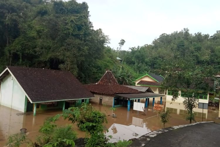Lokasi banjir genangan di wilayah Kapanewon Girisubo, Gunungkidul, Minggu (6/11/2022)