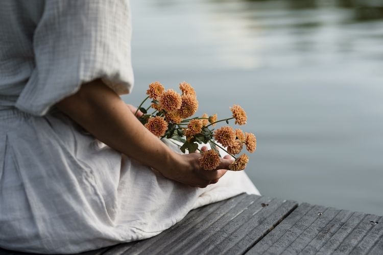 Cara Melupakan Seseorang yang Kita Cintai yang Bukan Milik Kita 