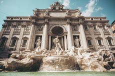 Air Mancur Trevi Fountain di Roma Italia Akan Terapkan Tiket Masuk