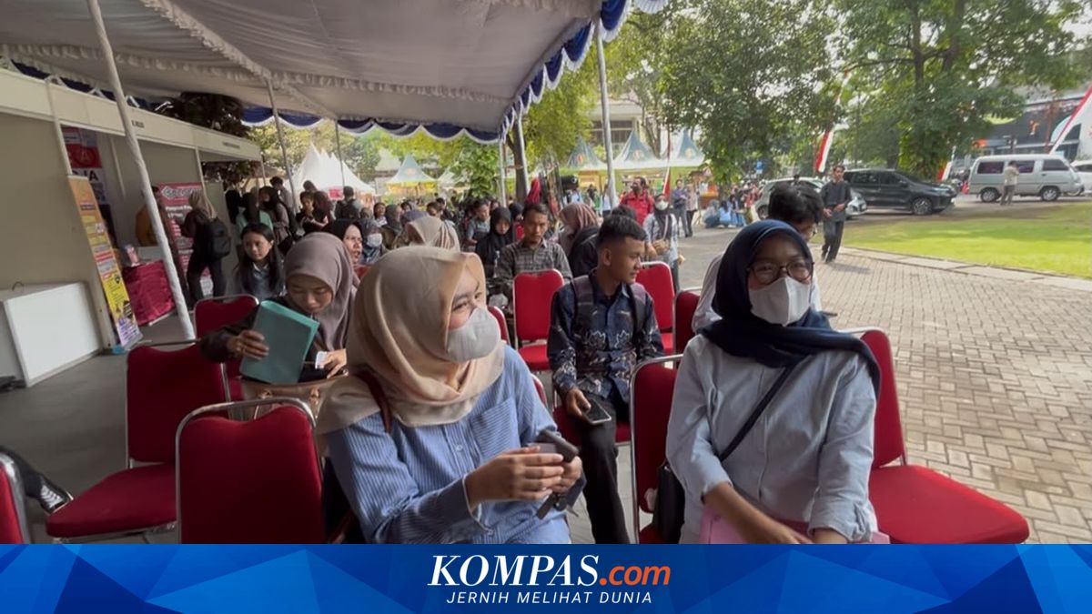 Kisah Pencari Kerja di Solo: Sulitnya Cari Lowongan Linier hingga Terbentur Batas Usia 25 Tahun