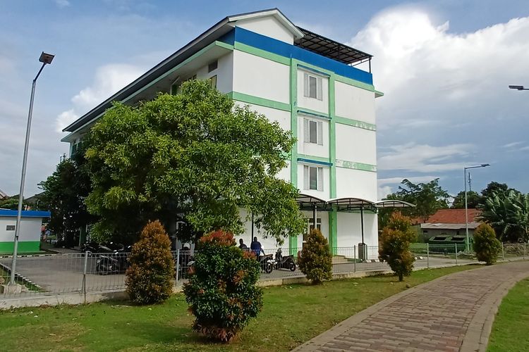 Bangunan asrama STMKG yang terletak hanya beberapa meter dari gedung kampus di kawasan Tanah Tinggi. Tangerang. 