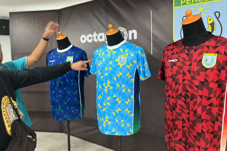 Langkah revolusioner diambil oleh manajemen Persela Lamongan dalam membangun ekosistem sepak bola modern di Kota Soto melalui peluncuran brand apparel mandiri bernama Octagon di Stadion Surajaya pada Minggu (19/7/2026).