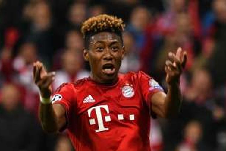 Pemain Bayern Muenchen, David Alaba, bereaksi saat melawan Atletico Madrid pada semifinal kedua Liga Champions di Allianz Arena, 3 Mei 2016.