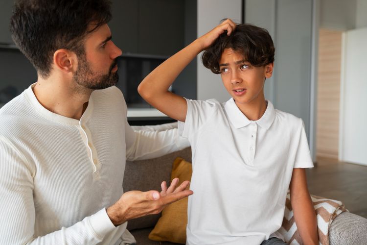 Anak Remaja mudah marah atau menutup diri? Coba metode sederhana seperti latihan napas 4-7-8 dan dengarkan mereka tanpa memberi solusi instan.