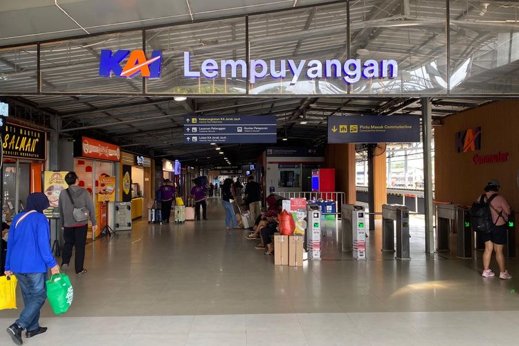 Stasiun Lempuyangan.