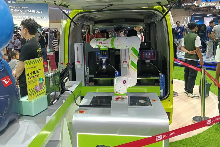 Daihatsu e-Hijet di GIIAS 2025