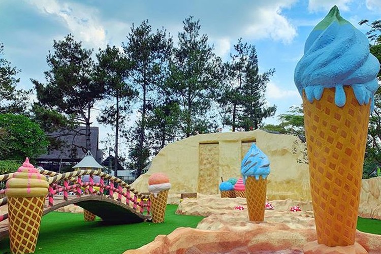 Tempat wisata Lembang Wonderland yang memiliki banyak spot Instagramable.