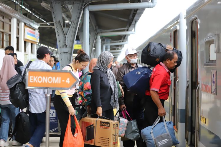 KA Pandanwangi Jadi Favorit Penumpang di Daop 9 Jember, Tiketnya Cuma Rp 8.000