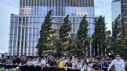 Hujan Badai Terjang Nobar Argentina Vs Cape Verde, Fan Pantang Mundur