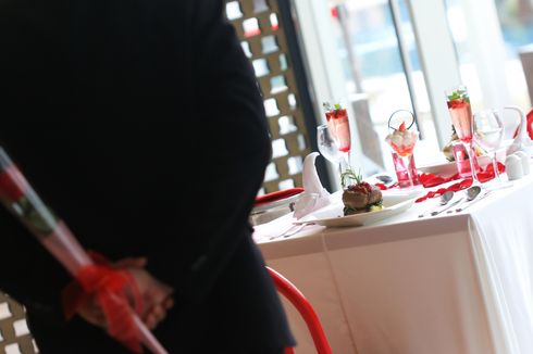 Hari Kasih Sayang, Hotel di Karawang Ini Suguhkan Makan Malam Romantis