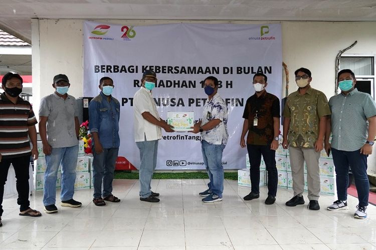 PT Elnusa Petrofin (EPN) bagikan 9.024 paket sembako di 78 titik wilayah operasional EPN yang tersebar di seluruh Indonesia. 