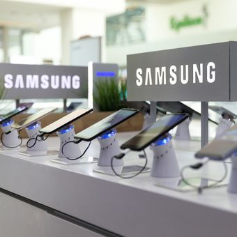 Ilustrasi Samsung, deretan produk smartphone Samsung. 