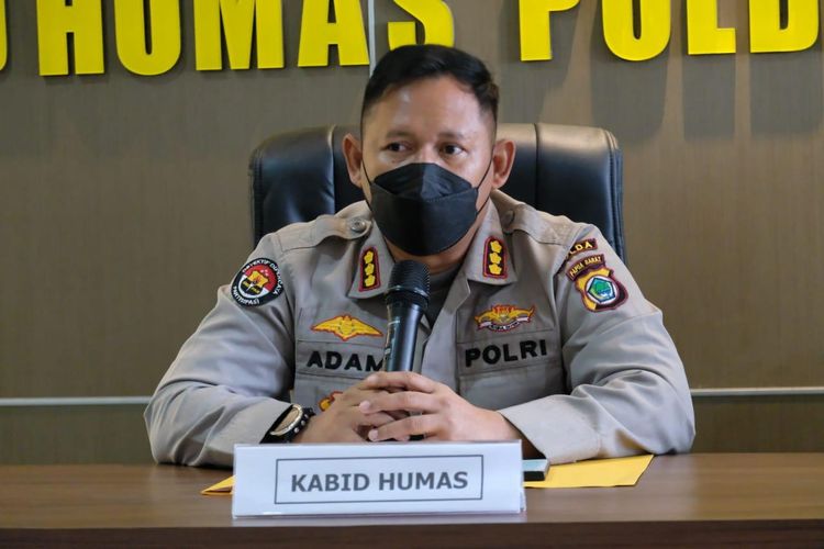 Kepala bidang Humas Polda Papua Barat Kombes Pol  Adam Erwindi