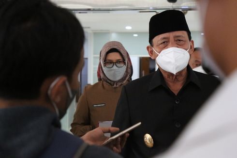 Gubernur Banten: Baru Kali Ini Demo Masuk Ruangan, Naikkan Kaki di Meja, Arogan...