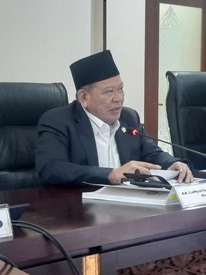 Ketua Dewan Perwakilan Daerah (DPD) La Nyalla Mattalitti dalam acara public expose big data DPD di Kompleks Parlemen, Jakarta, Kamis (14/4/2022).