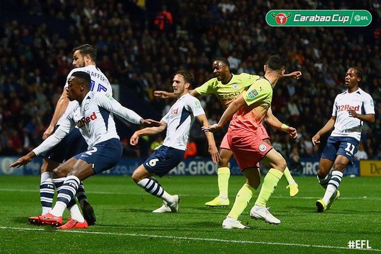 Raheem Sterling mencetak gol pada pertandingan Preston North End vs Manchester City dalam lanjutan Piala Liga Inggris di Stadion Deepdale, 23 September 2019. 