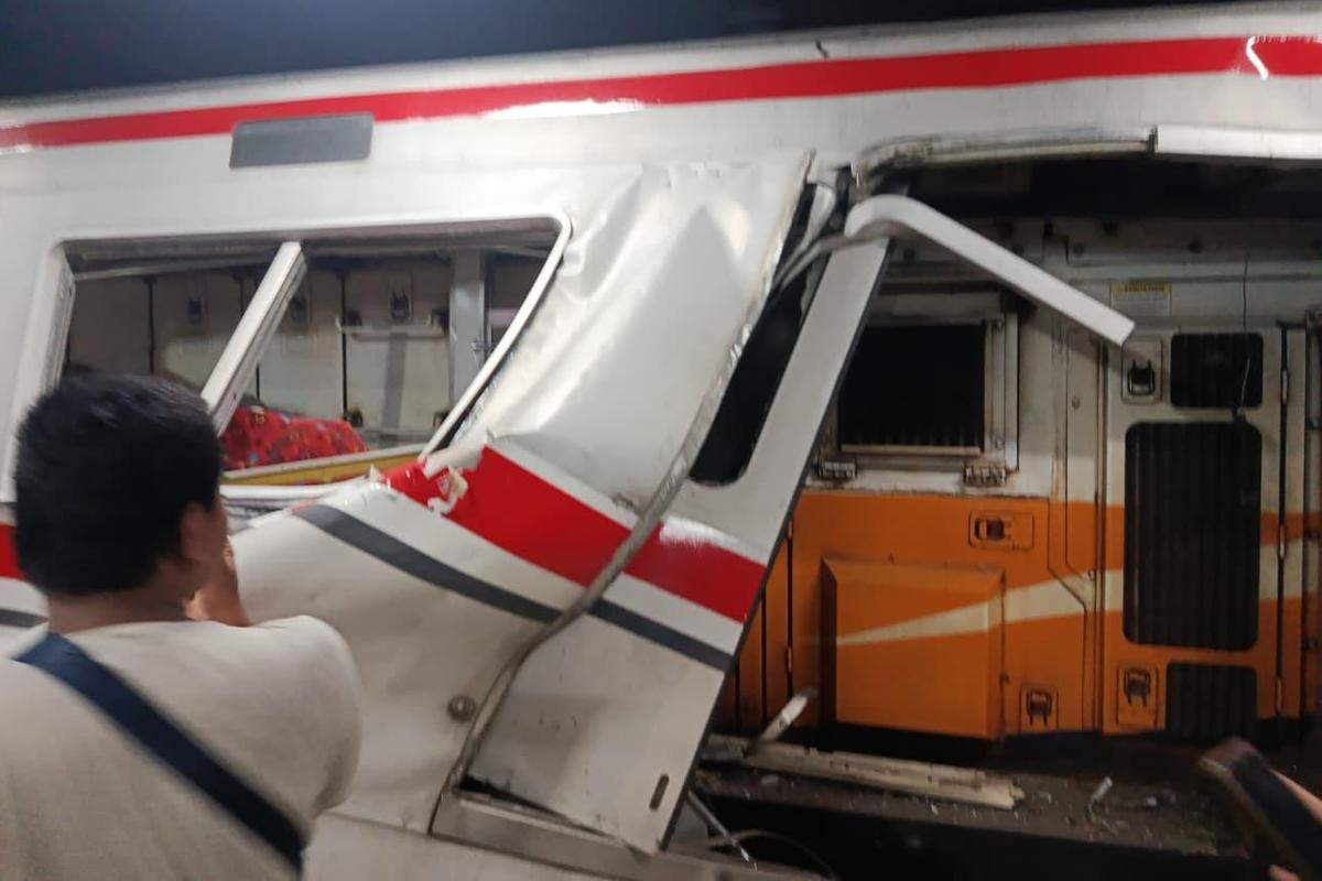 Tabrakan Kereta di Bekasi, Korban 7 Orang Meninggal