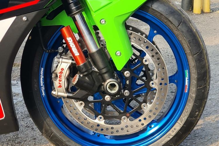 Kawasaki Ninja ZX-10R 2021 milik Harry Affandy 