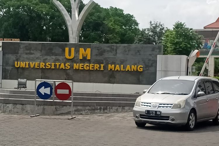 Pintu masuk belakang Universitas Negeri Malang saat di foto pada Jumat (4/2/2022). 