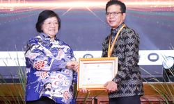 Raih Penghargaan Pembina ProKlim Terbaik 2023, Bupati Dadang: Bukti Kerja Keras Seluruh Jajaran
