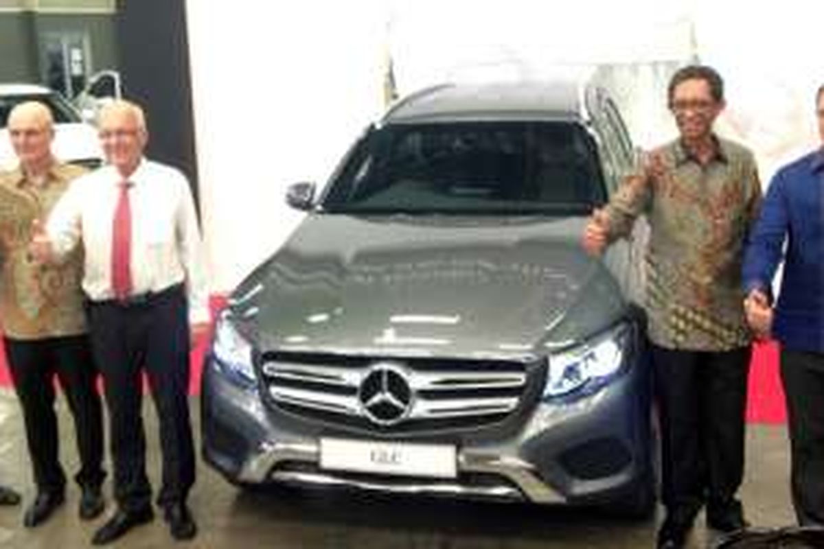 PT Mercedes-Benz Indonesia mulai merakit lokal (CKD) SUV GLC di Wanaherang, Bogor.